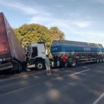 Choque de Camiones en Ruta 11: Conductor Chaqueño Involucrado