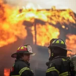 Devastadores incendios en el sur de Chile: al menos 16 muertos y más de 50.000 evacuados