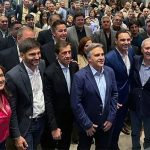 Milei promete fotos con los gobernadores para contener el drama de las provincias