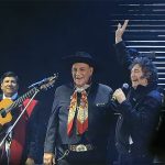 Milei participó del festival de Jesús María donde fue homenajeado y cantó con el Chaqueño Palavecino