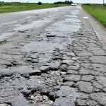 La Nación se quedó con más de un billón de pesos que por ley estaban destinados a arreglar las rutas