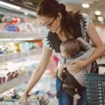 Canasta de crianza: según el INDEC, en marzo criar a un hijo superó los $500.000