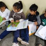 Educación fortalece la alfabetización con la segunda entrega de libros del programa Aprendo Leyendo
