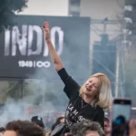 Multitudinaria despedida al Indio Solari: el velatorio comenzó una hora antes por la enorme fila de fanáticos