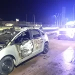 Un auto se incendió mientras circulaba por la ruta 16