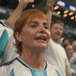 Quién es Nancy Pazos, la periodista que pasó de la pobreza a cubrir su sexto Mundial
