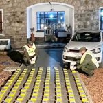 Jujuy: gendarmes sorprendieron a un sujeto cuando cargaba 106 kilos de cocaína en su camioneta