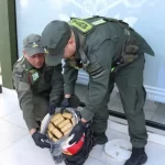 Traían marihuana de Misiones a Resistencia en latas de pintura y los detuvieron en el puente
