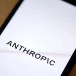 CEO de Anthropic pide frenar ya la IA porque en seis meses puede tomar el control global de internet